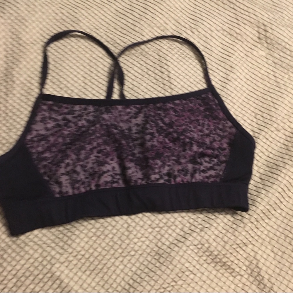 Sports bra